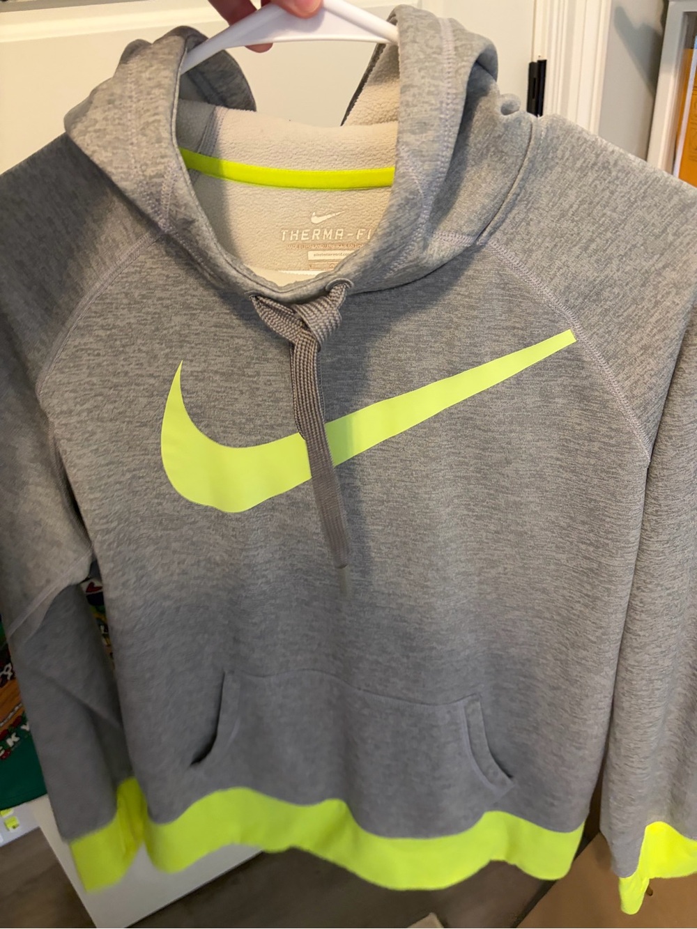 Women’s Nike Therma Fit Hoodie L